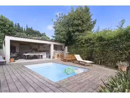 nice cimiez -appartement-villa avec jardin et piscine