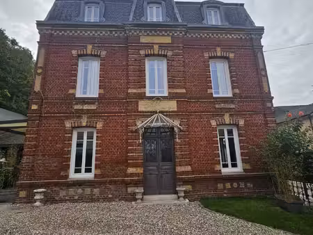 maison de style napoléon iii en centre ville.