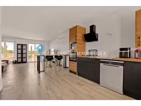 villa t5 90 m2 sur un terrain de 251 m2