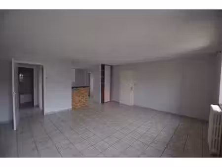 a louer appartement 77m2 jozerand