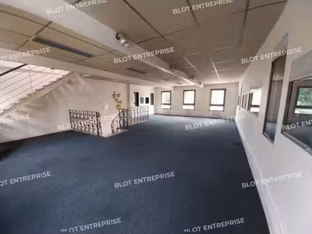 vente bureaux pontivy 56300 203m²