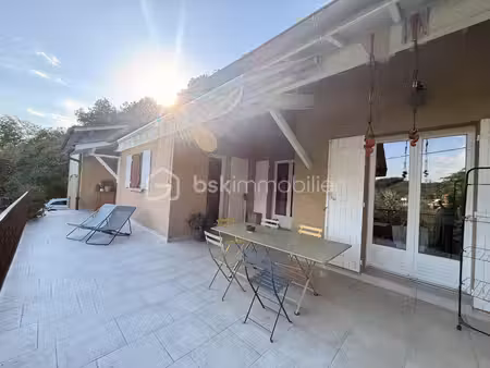 maison de 109 m² à geyssans