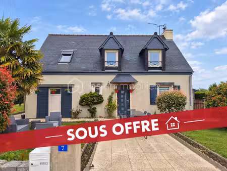 maison de 121 m² à saint-marcan