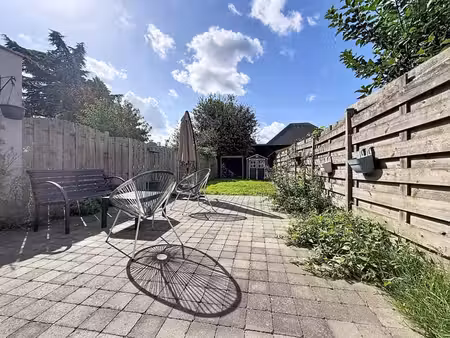 rez-de-chaussée avec jardin