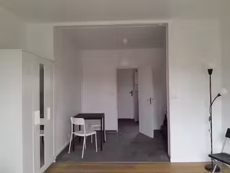 location studio meublé - boulevard edouard vaillant  93300 aubervilliers
