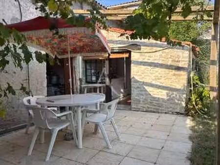 vente maison à la taillée (85450) : à vendre / 75m² la taillée