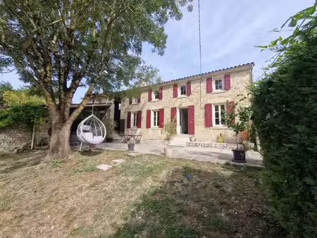 maison à vendre surgeres 6 pièce(s) 160m2 228 000€