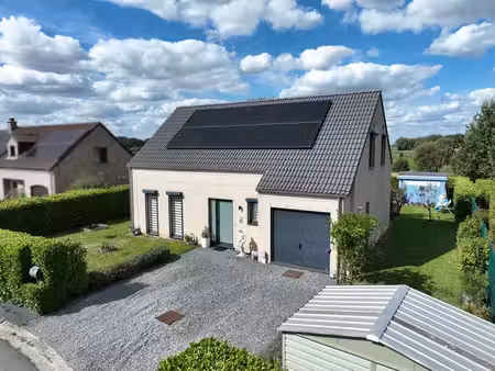 superbe villa 3 chambres offrant une belle terrasse