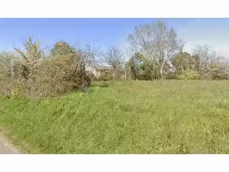 terrain plat avec ruine 5221 m2