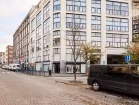 nice partitioned offices for rent