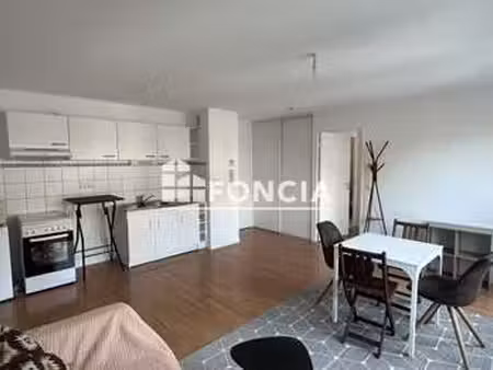 location appartement 2 pièces meublé à vannes (56000) : à louer 2 pièces meublé / 39m² van