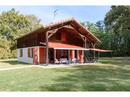 maison d'architecte rénovée avec plus de 2 hectares de terrain