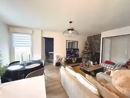 location appartement 2 pièces 54 m² à quimper (29000)