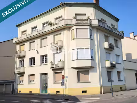 grand appartement avec cave et galeta
