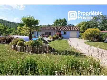 maison bois - 5 chambres en plain-pied avec piscine et chalet indépendant proche cahors