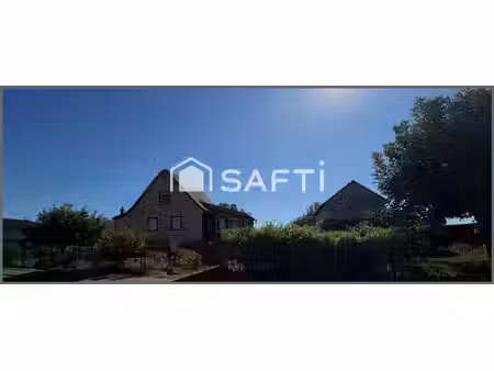 maison lumineuse 116 m2  3 chambres  sous-sol complet  garage  annexe en dur  env. 8 ares 