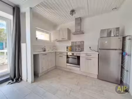 vente maison à saint-lumine-de-coutais (44310) : à vendre / 30m² saint-lumine-de-coutais