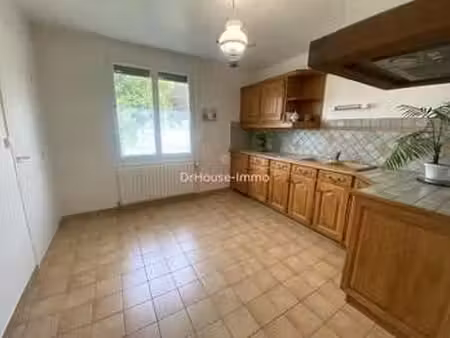 vente maison à saint-nicolas-d'aliermont (76510) : à vendre / 93m² saint-nicolas-d'aliermo