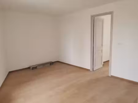 location appartement 2 pièces 40 m² à feurs (42110)