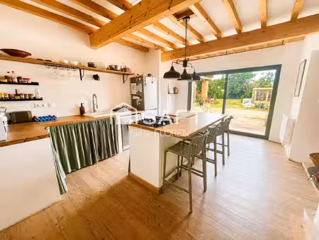 maison de 1850 rénovée avec encore du potentiel