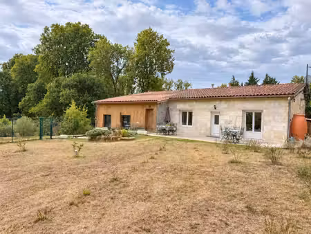 maison en pierre de 129 m2 sur 3 hectares une propriété pensée dans une démarche...