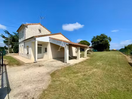 vente maison 4 pièces  100.00m²  clion
