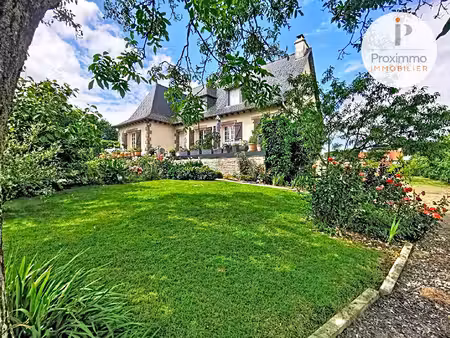 maison familiale 169 m² - 5 chambres - sous-sol complet - terrain de 2 419 m² à guipry-mes
