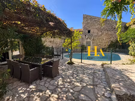 maison de caractère de 433 m² avec gîte - saint-marcel-d'ardèche