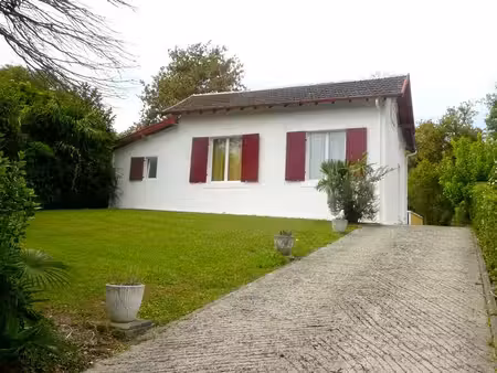 maison plein pied au coeur de la ville de salies de bearn