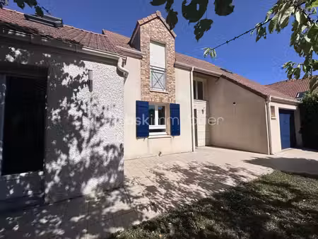 belle maison familiale avec 4 ou 5 chambres selon les envies