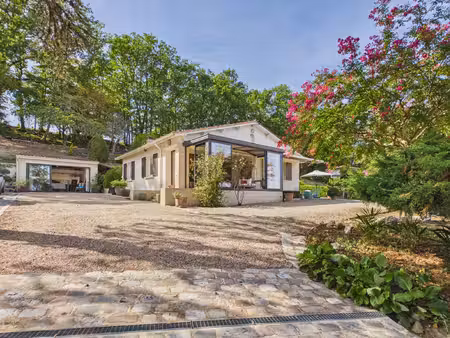 charmante maison familiale avec dépendance et terrain