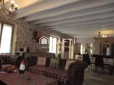 la ville à 5mns de cours  maison 5 pièces rénovée