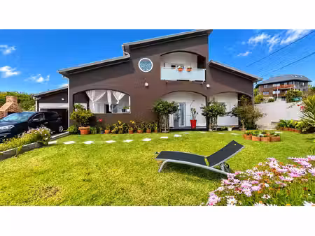 villa à vendre au tampon – maison familiale de 250 m² au 22e