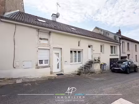 maison de village avec appartement indépendant  terrasse  ja