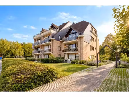 residentieel gelegen villa-appartement midden in een parktuin te gentbrugge