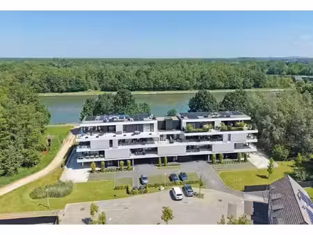 lichtrijk appartement met uitzonderlijk zicht