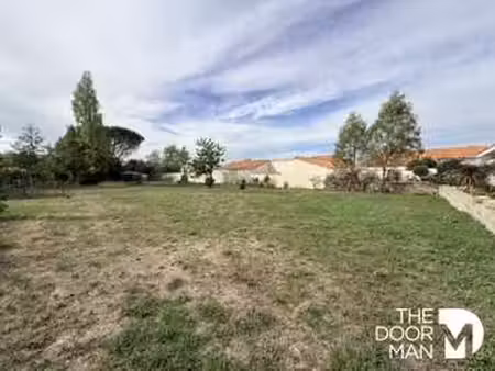 vente terrain à sainte-pezenne (79000) : à vendre / 972m² sainte-pezenne