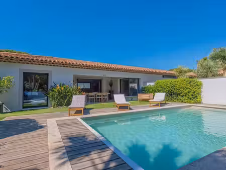 villa sainte-maxime - 5 chambres - 166m²