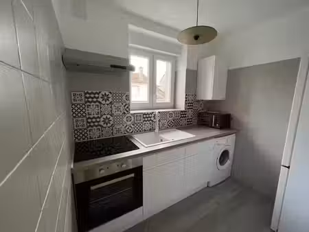 location meublée appartement 2 pièces 29.34 m² à chaumont (52000)  480 €