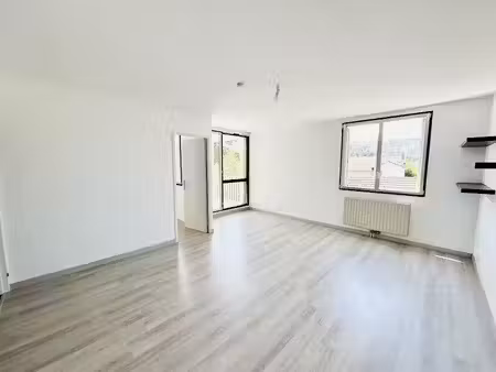 location appartement 2 pièces 47.2 m² à fontaines-sur-saône (69270)  735 €
