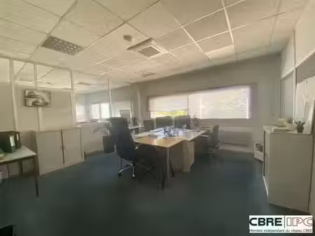 location bureau bayonne 443 m²