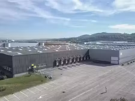 location entrepôt / local d'activités st quentin fallavier 22 769 m²