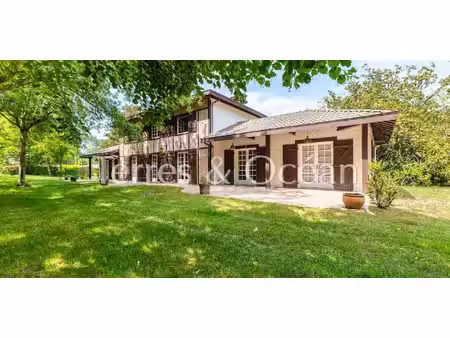 maison avec piscine et jardin leon (40)