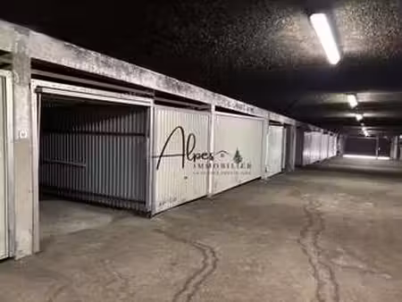 vente garage et parking à manigod (74230) : à vendre / 11m² manigod