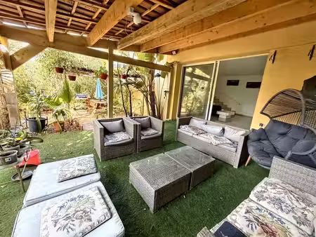 vente maison 4 pièces 92m2 fréjus 83600 - 435000 € - surface privée