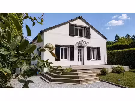 maison de luxe de 4 chambres en vente à chantilly  france