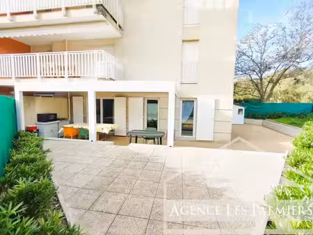 vente appartement 3 pièces 65m2 le lavandou 83980 - 336000 € - surface privée