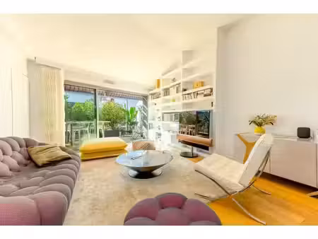 vente appartement 4 pièces 114m2 pau 64000 - 750000 € - surface privée