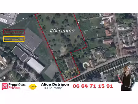 10 garages + terrain 1 70 ha (en partie constructible)