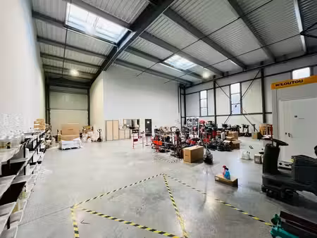 location local d’activités montivilliers 76290 422m²